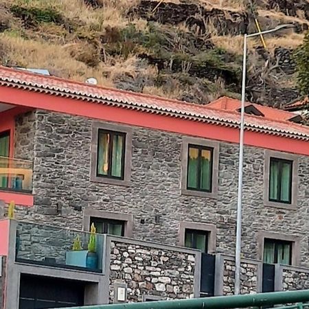 Chale Esmeralda - Charming Studios In Calheta Beach מראה חיצוני תמונה