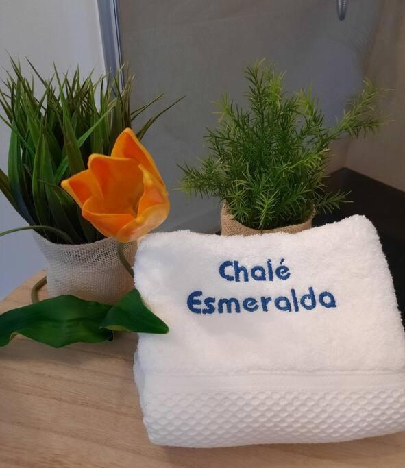Chale Esmeralda - Charming Studios In Calheta Beach מראה חיצוני תמונה