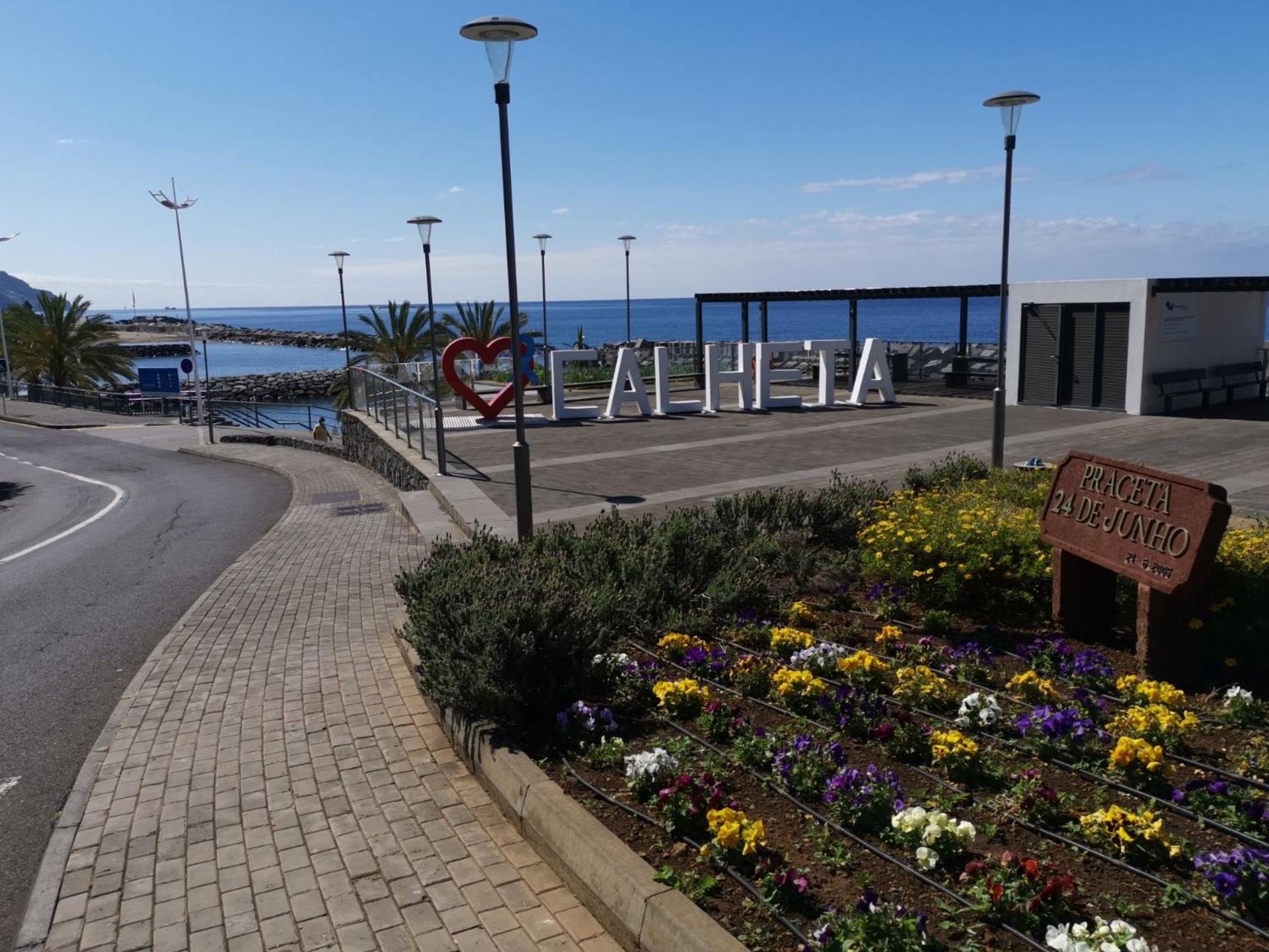 Chale Esmeralda - Charming Studios In Calheta Beach מראה חיצוני תמונה