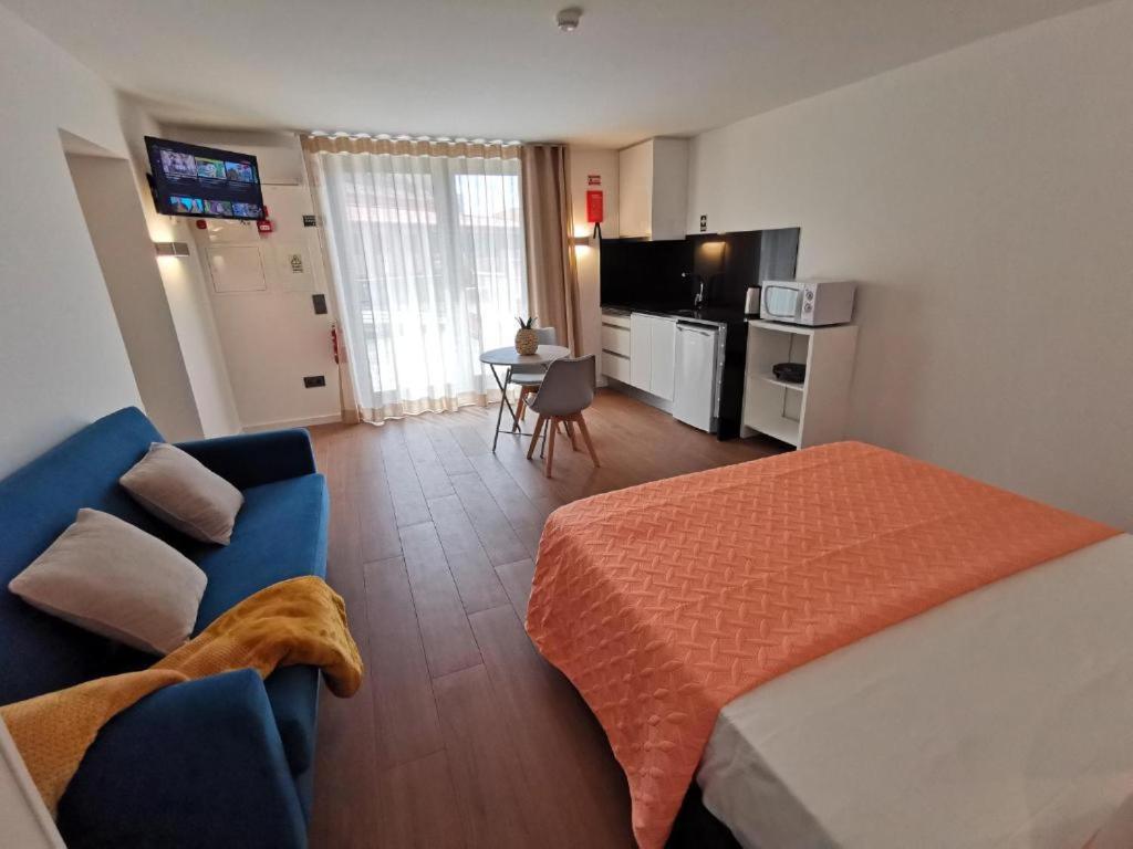 Chale Esmeralda - Charming Studios In Calheta Beach מראה חיצוני תמונה